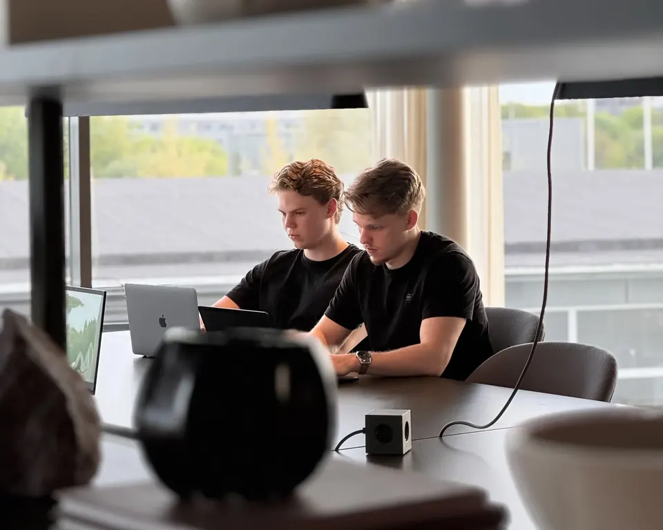 Max and Leon working together